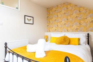 Bright 3BR 2BA Home Close to Lincoln Hospital