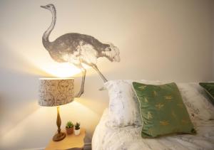 Stylish 2-Bed 2-Bath Flat in Historic Lace Market