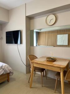 12th Floor Studio for 4 - Avida Aspira Haven near Ayala Mall City View