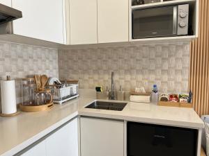 12th Floor Studio for 4 - Avida Aspira Haven near Ayala Mall City View