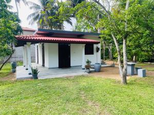 The Little Nest Weligama