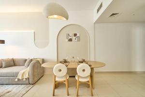 Luxury 1BR Downtown Modern Urban Stay