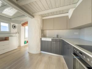 Al Paradiso by Fewotessin