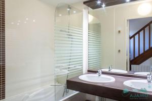 110 - Appartement duplex 6 personnes vue sur Golf.