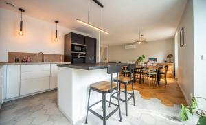 La Cave des Miracles