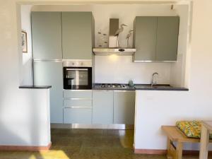 Casa Grecale - Delizioso Appartamento A Soli 300 m Dal Mare Con Giardino Privato E Posto Auto Privato