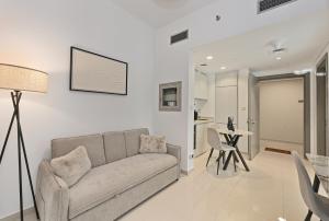 Dubai 1BR High Floor - Stunning View 1min Downtown and 2min to Metro - 2 Apartment available