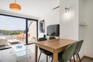 Sunny one bedroom apartment