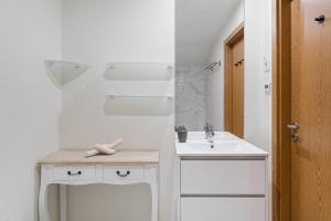 Sunny one bedroom apartment