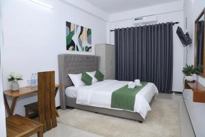 Villa Skylar Opulent Stays