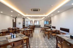 Luxe Paradise Hotel Nguyen Khac Hieu