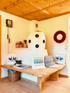 Haus Freistabl - Uriges Bauernhaus für 6 Personen mit Sauna & Bergblick im Ötztal