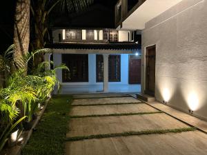 Iyra Homes - Hikkaduwa