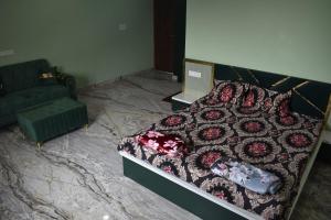 RK Farmhouse