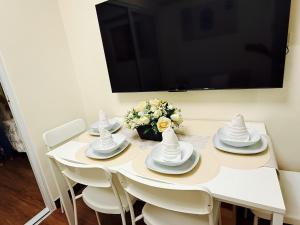 The Camden Place Aesthetic Elegant Condo Unit 15