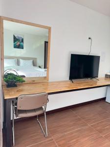 Lucky 9 Airport Hotel Phuket