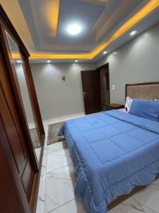 Cozy apartment by subway