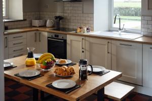 Homely Cottage - Beaches, Costal walks, Castles