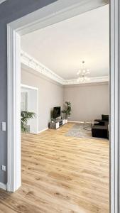 Apartment im Denkmal zentral in Krefeld mit hohen Decken