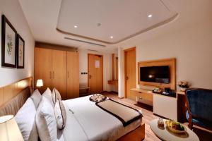 Hotel Infinity International Near Delhi Airport