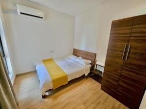 Azure Haven Forest City Pool & Sea View