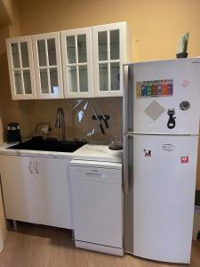 Sunny Garden No lift 5th floor no ascensor