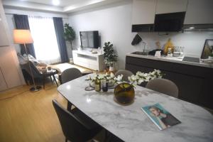 SiS at Sathorn St Louis