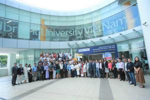 Pool view Elegant Apartment