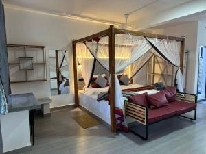 Emerald Garden Apartment