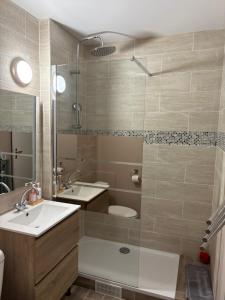 Appartement équipé proche aéroport et gare