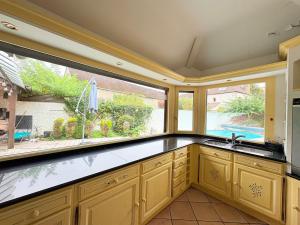 Villa Oana - Heated Pool - Jacuzzi