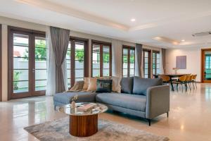 325 Ritchie by COBNB at Ampang