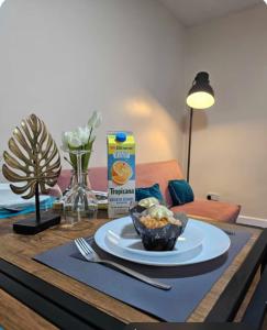 Tudors eSuites - Budget Friendly Apartments - 88H