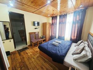 Hotel Hilltop View Dalhousie, Kalatop