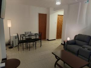 Apartamento Remodelado 2 Habitaciones en la Mejor Zona del Centro de Caracas