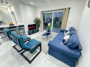 Winter Offer Contractor & Family Friendly Sleeps 10 Driveway