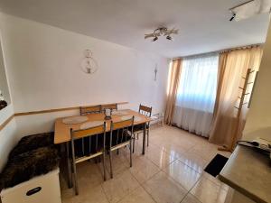 Rustic Breeze Azuga - BBQ, Fireplace and Parking