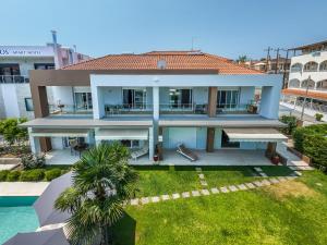 EllinFos Apartments