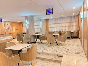 نزل الاجيال اثنان