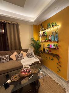 Boho Vibes -Spacious, Private and Cozy space with fast wifi in Delhi and NCR