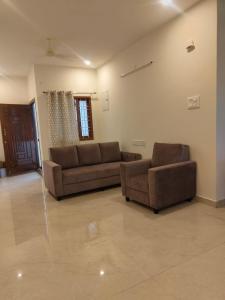 Beautiful Spacious flat in Chennai Ambattur -lake view