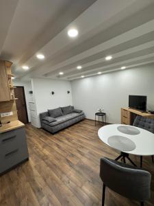 New Apartment- Studija Markuciai near Old Town, Free parking, Cozy & Comfortable