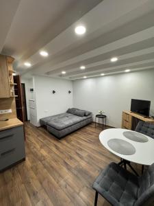 New Apartment- Studija Markuciai near Old Town, Free parking, Cozy & Comfortable