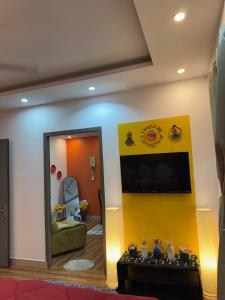 Private Cozy Space with Rooftop Garden in Delhi NCR and Gurgaon