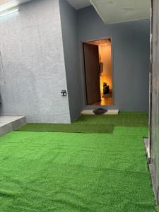 Private Cozy Space with Rooftop Garden in Delhi NCR and Gurgaon