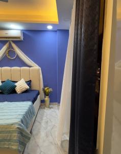 Greece vibes-flat, serviced apartment, private and cozy space space in Delhi and NCR