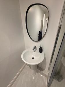 Studio Flat Peckham Rye London Apartment Zone 2 Location