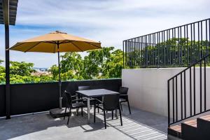 Modern apartment with pool 5 min from the beach