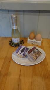 Delightful cosy shepherds hut at Victorian Station