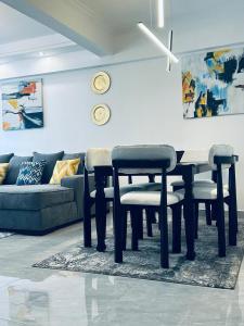 Golden Mango Heights